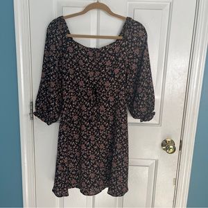 ModCloth Gilli Floral Sweetheart Neck Dress Size Small